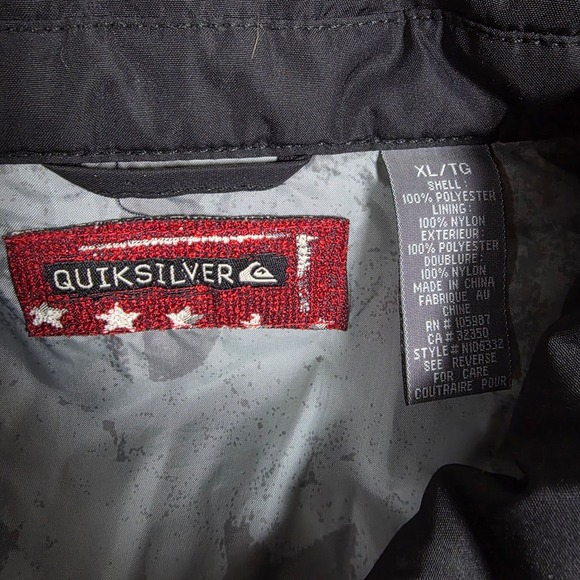 VTG Quiksilver Men's XL Snowboarding Gorpcore Black Gray Red Full Zip Up Jacket - Picture 3 of 11